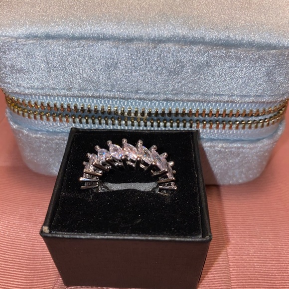 925 STERLING SILVER TEARDROP CUBIC ZIRCONIUM RING - Picture 3 of 4